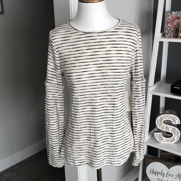 Tops - Francesca’s Shirt